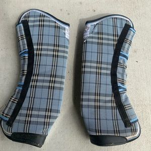 Kensington trailering boots